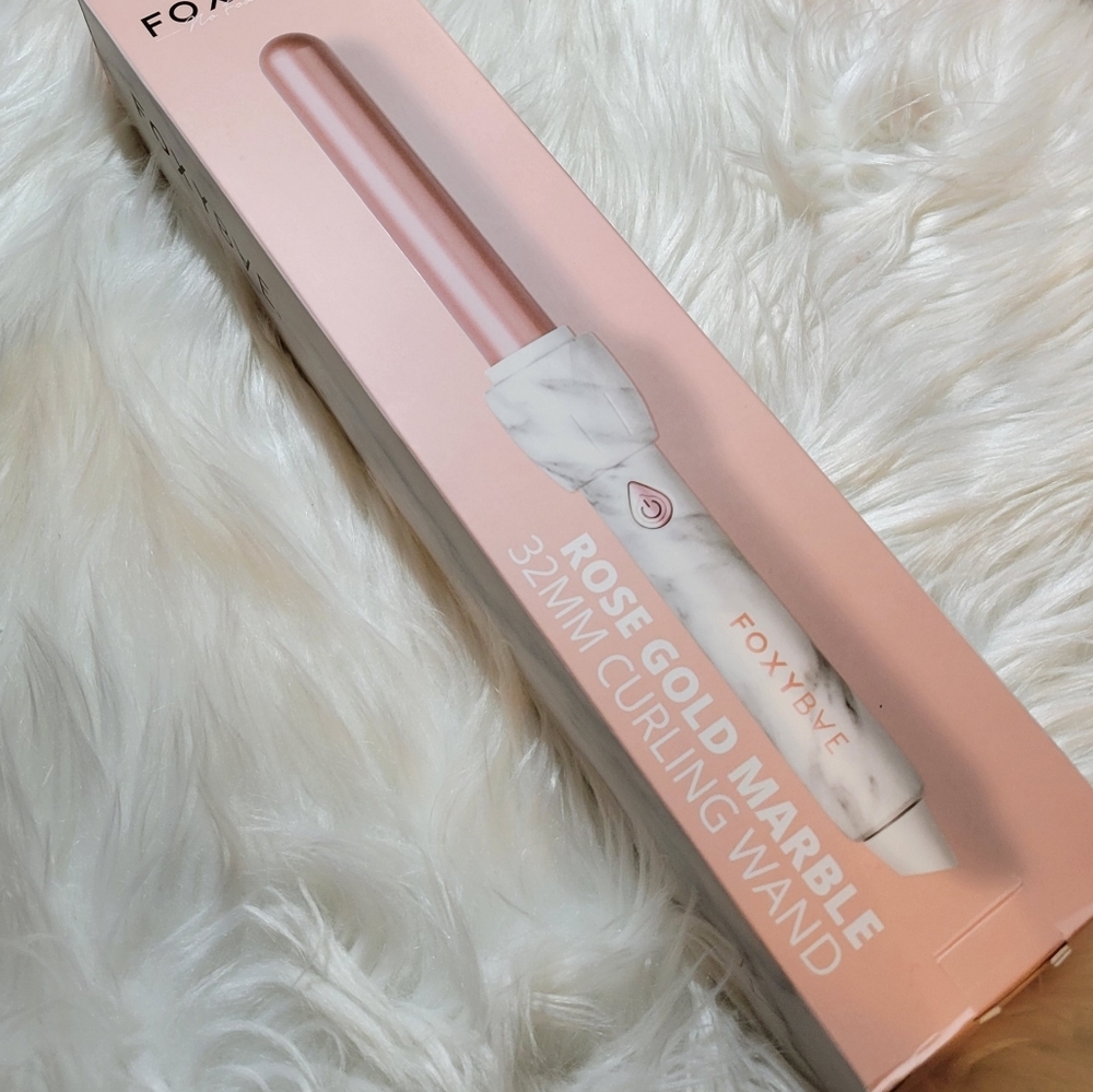 NIB Foxybae Ceramic Curling Wand 32mm Rose Gold